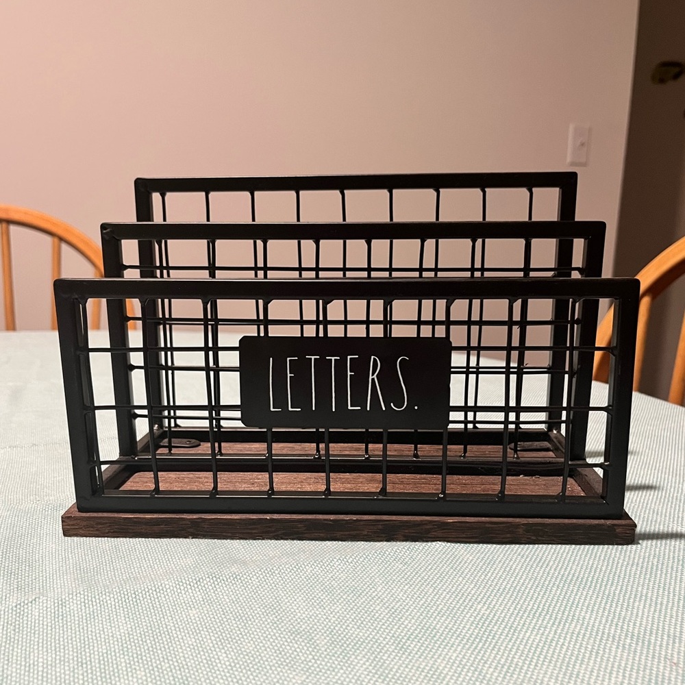 Rae Dunn Letter holder